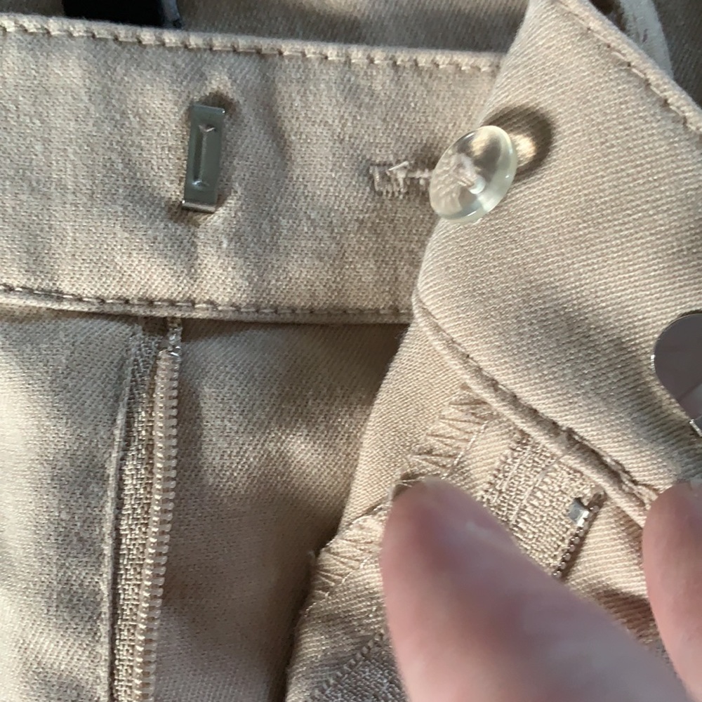 Shorts - Picture 4 of 4